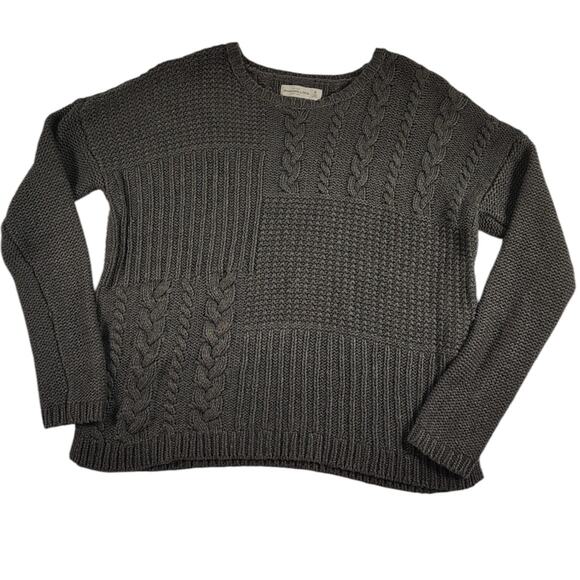 Abercrombie & Fitch Women's Cable Knit Sweater Gray - Size: Medium - Picture 1 of 8
